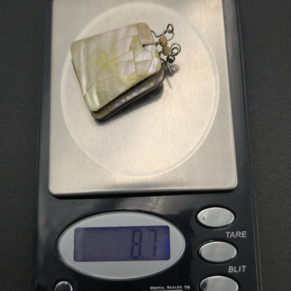 Silver Plated Wood With White Shell Overlay Dangle Earrings A6202 - Picture 5 of 5